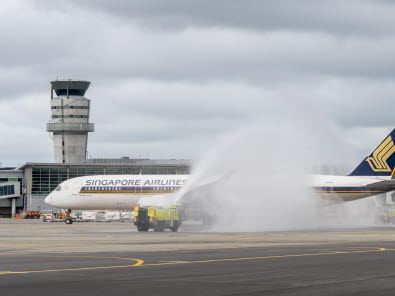 Singapore Airlines and Christchurch Airport celebrate 40 years of connectivity