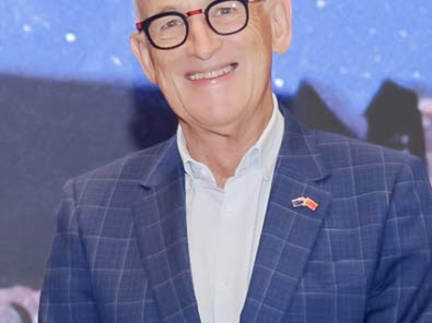 Christchurch Airport’s Scott Callaway honoured with National Tourism Leadership Award